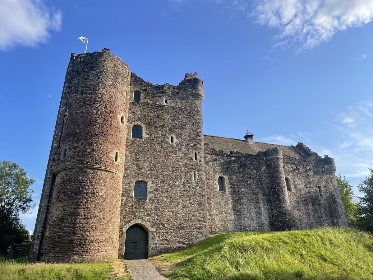 Doune Castle (Castle Leoch dans Outlander), forteresse médiévale du XIVe siècle